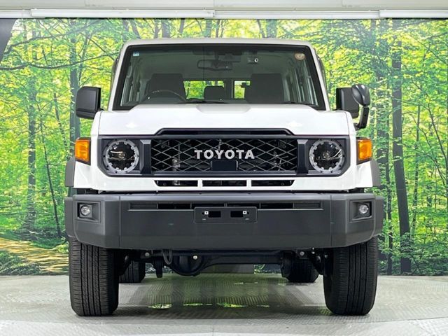LANDCRUISER 70