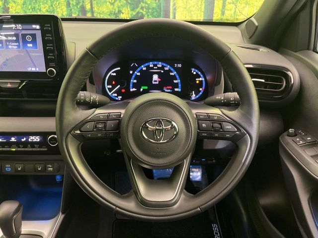 YARIS CROSS HYBRID