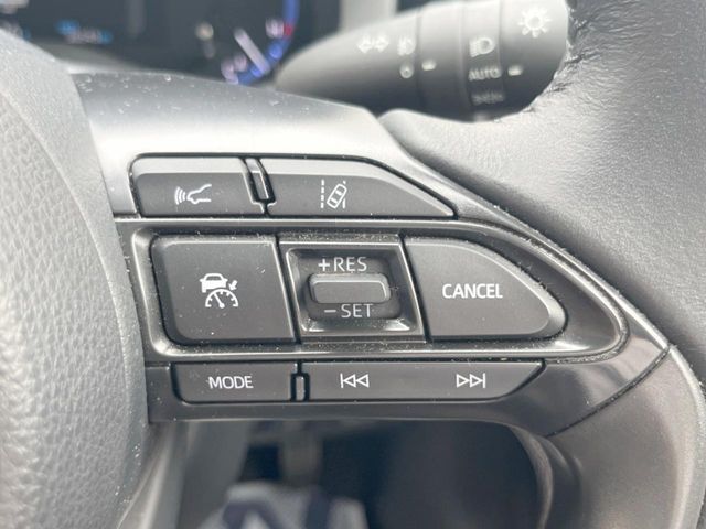 YARIS CROSS HYBRID