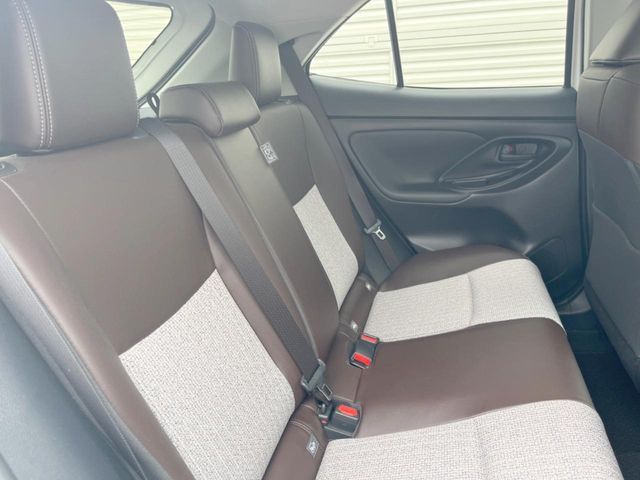 YARIS CROSS HYBRID