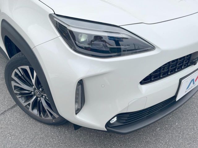 YARIS CROSS HYBRID