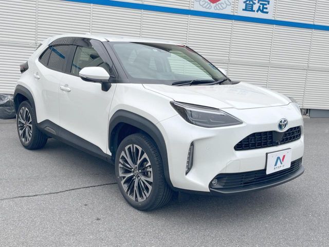YARIS CROSS HYBRID