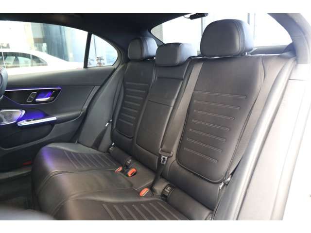 MERCEDES BENZ C class sedan