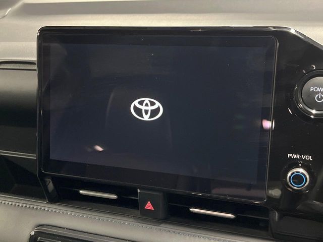 VOXY HYBRID