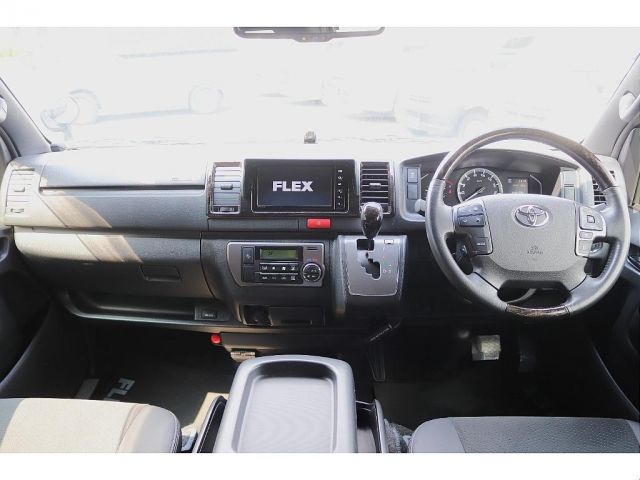 HIACE van 4WD