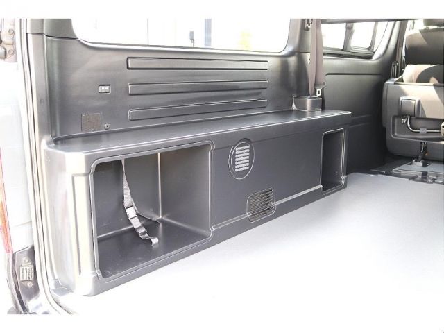 HIACE van 4WD
