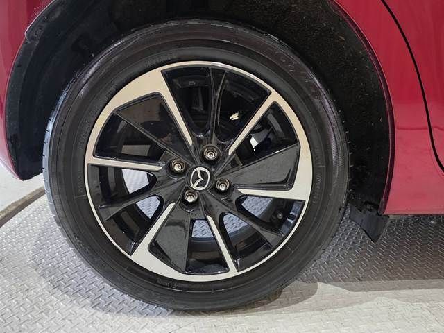 MAZDA2
