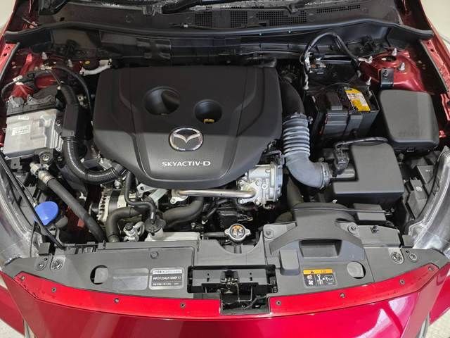 MAZDA2