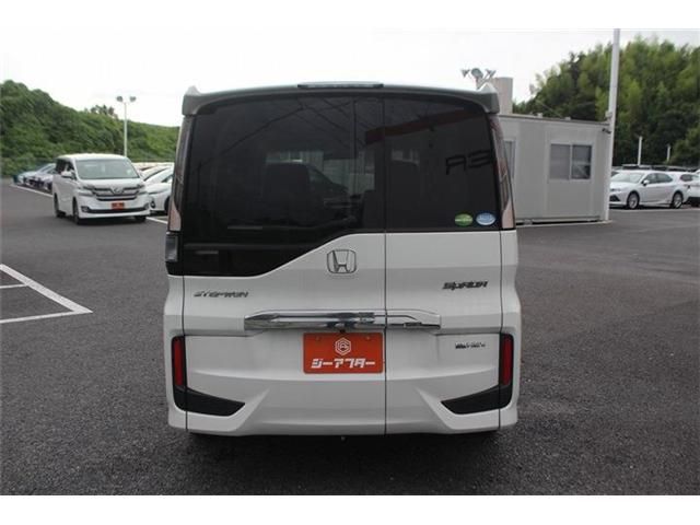 STEPWAGON e:HEV SPADA