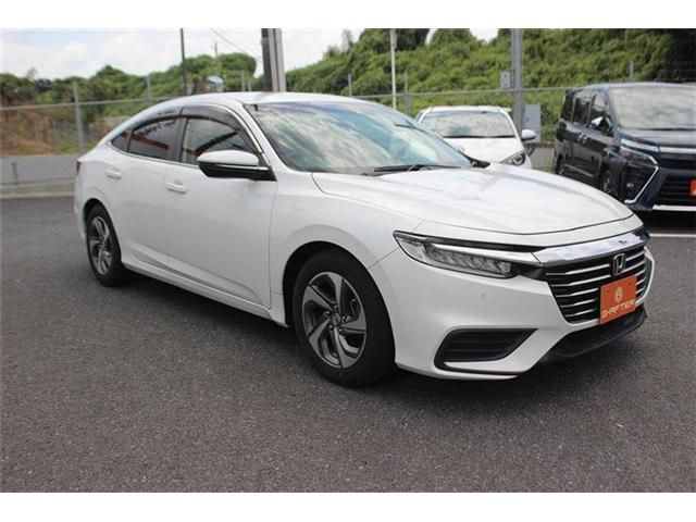 INSIGHT sedan