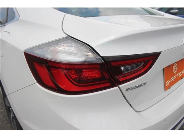 INSIGHT sedan