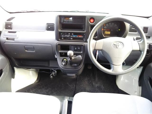 PIXIS van 4WD