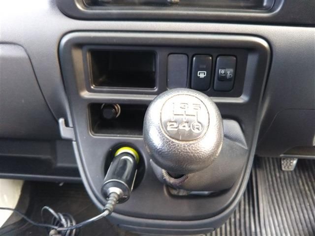 PIXIS van 4WD