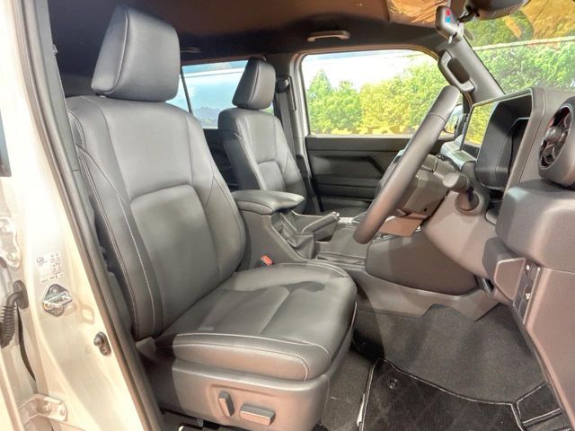 LANDCRUISER FJ