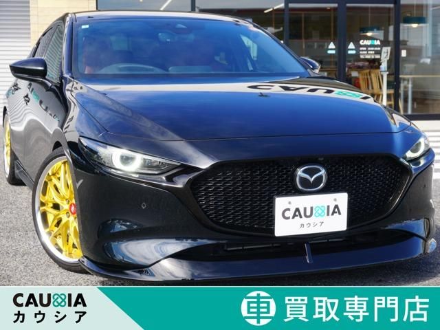 MAZDA3 FASTBACK