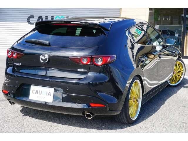 MAZDA3 FASTBACK