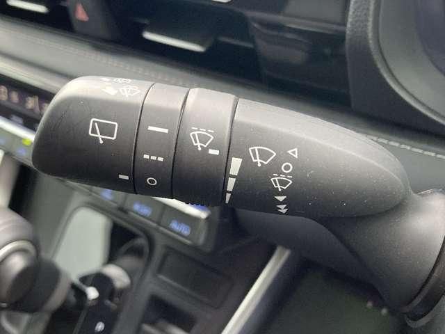 NOAH HYBRID 4WD
