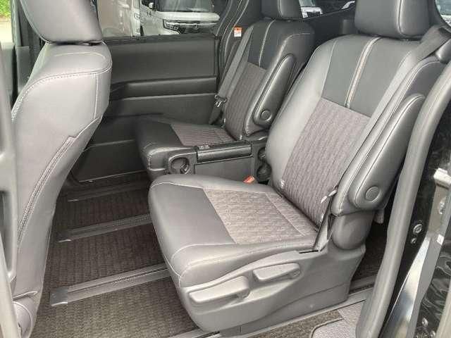 NOAH HYBRID 4WD