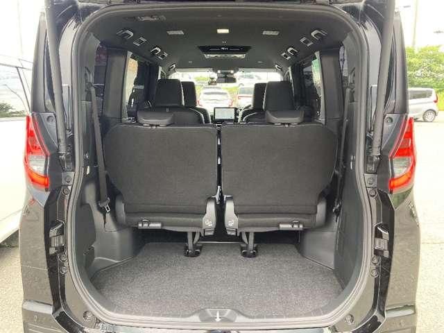 NOAH HYBRID 4WD