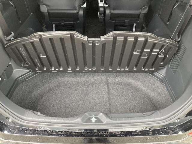 NOAH HYBRID 4WD
