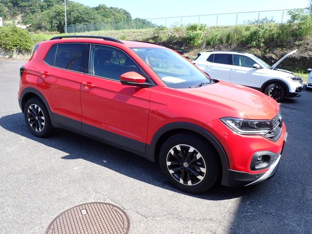 VOLKSWAGEN T-Cross