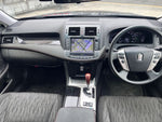 CROWN sedan