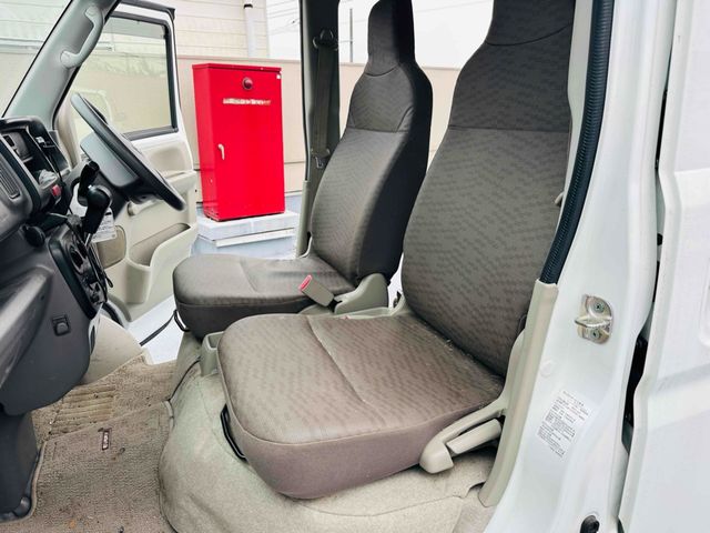 EVERY van 4WD