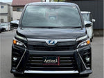 VOXY HYBRID