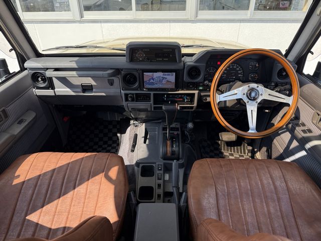 LANDCRUISER PRADO