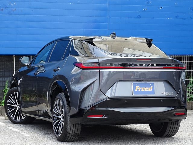 LEXUS RZ450e