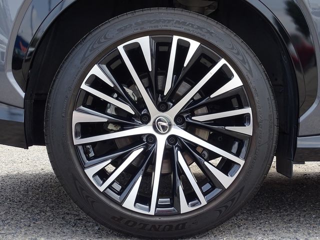 LEXUS RZ450e