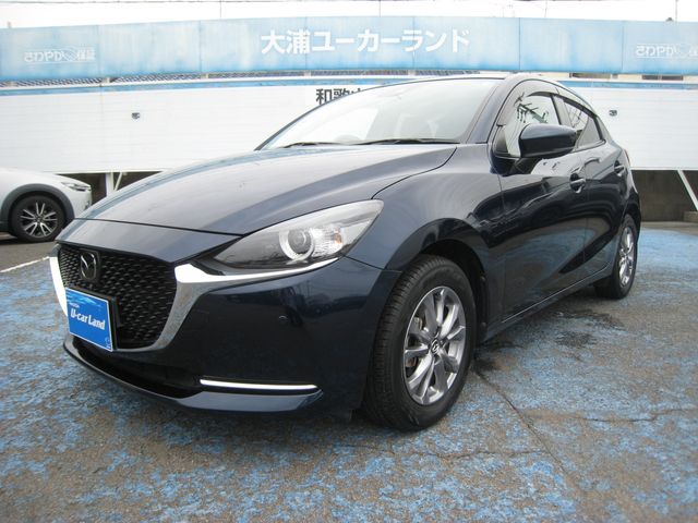 MAZDA2