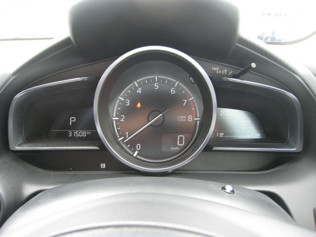 MAZDA2