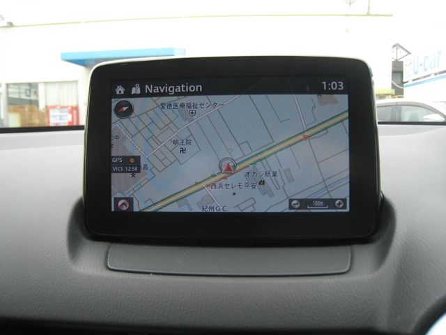 MAZDA2