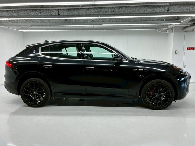 MASERATI Grecale