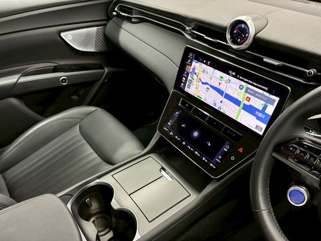 MASERATI Grecale