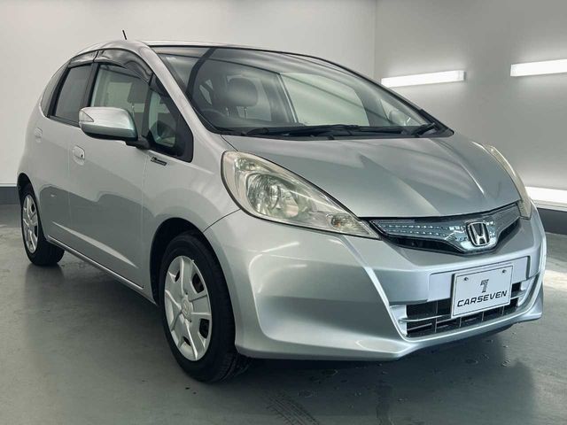 FIT HYBRID