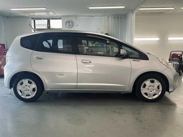 FIT HYBRID