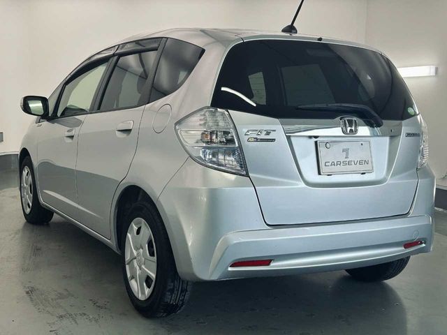 FIT HYBRID