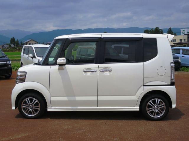N BOX CUSTOM 4WD
