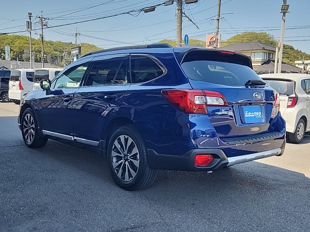 LEGACY OUTBACK