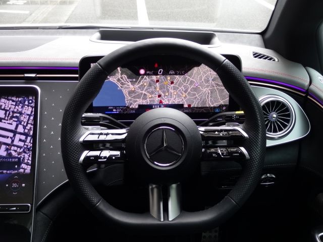 MERCEDES BENZ EQE