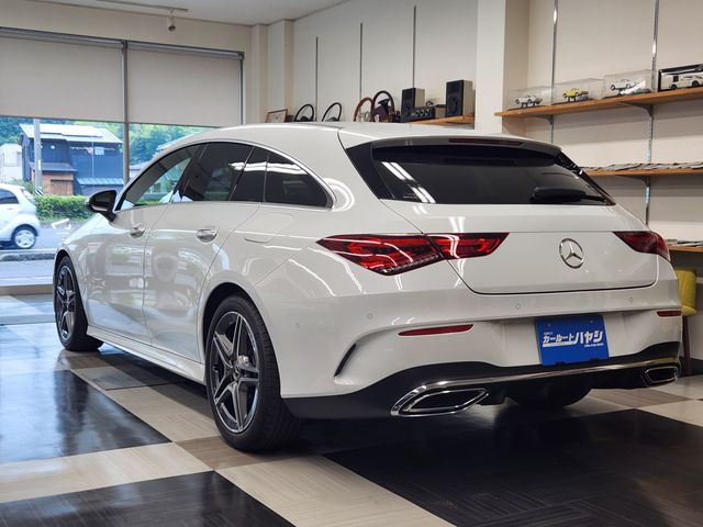 MERCEDES BENZ CLA Shooting Brake