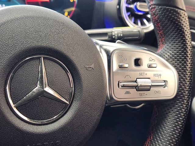 MERCEDES BENZ CLA Shooting Brake