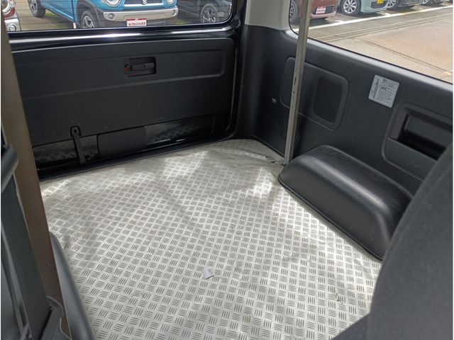 HIACE van 4WD