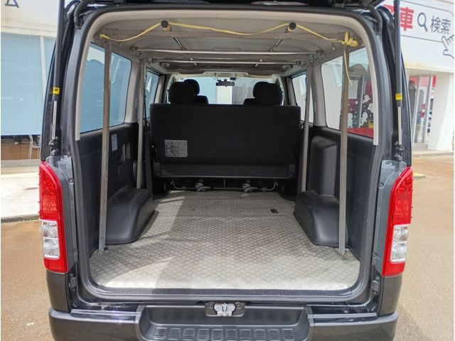 HIACE van 4WD