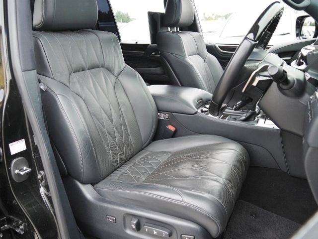 LEXUS LX570 AWD