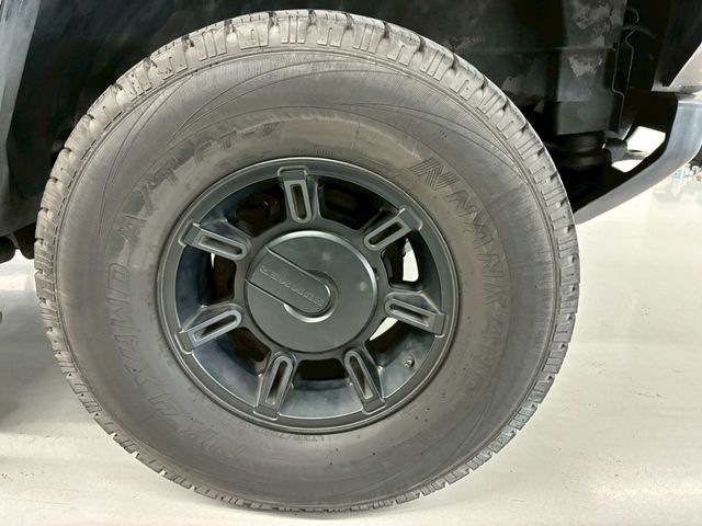 HUMMER H2