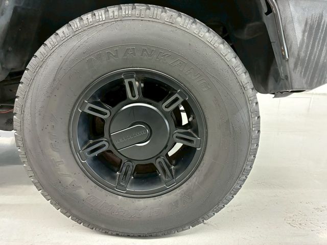 HUMMER H2