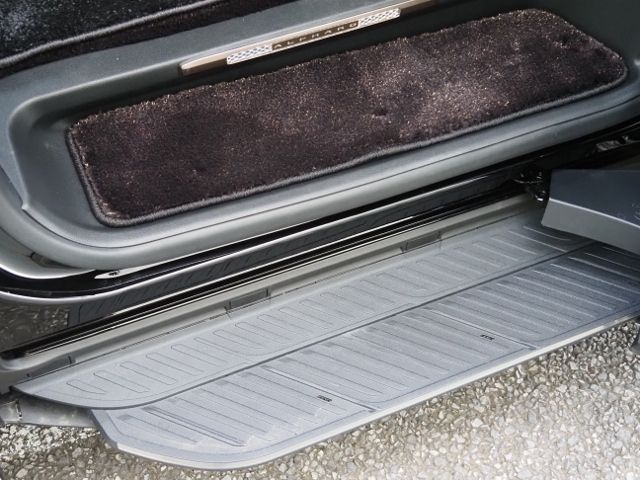 ALPHARD hybrid 4WD